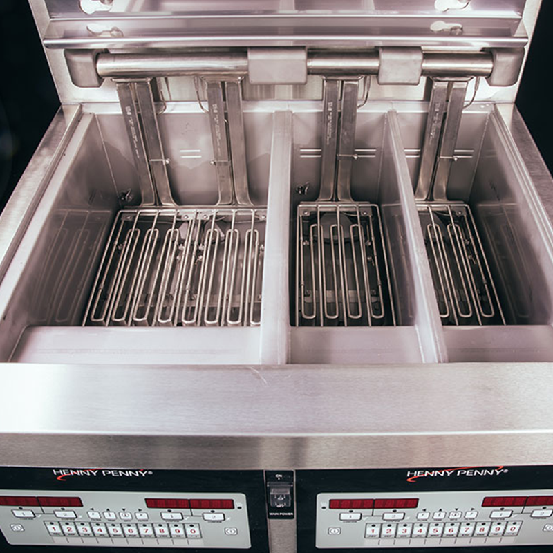 Henny Penny - Friteuse ouverte électrique – GVE 072 - 3 CUVES - 4 PANIERS